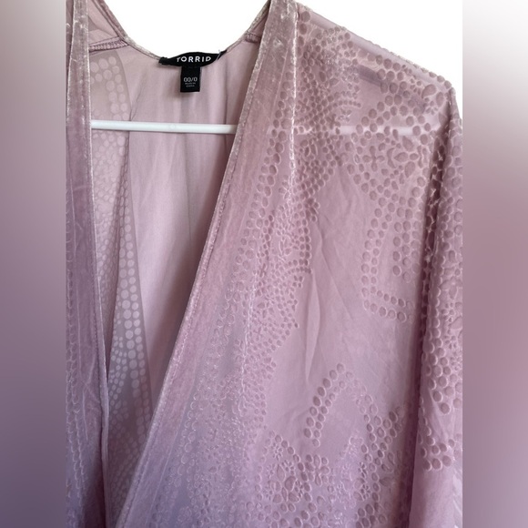 Torrid Women's Plus Size Floral
Velvet Fringe Kimono - Picture 6 of 7